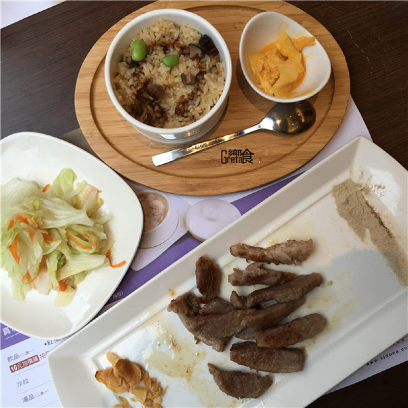 【食記∥板橋】星聚點1號鐵板燒 板橋館 捷運府中站_只要$70就能擁有一客七道的鐵板燒_不用到高級西餐廳也有奢侈享受