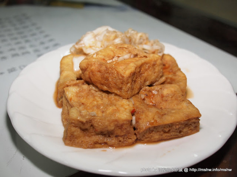 幫豆腐做SPA! ~ 台中中區中華路夜市"潭子臭豆腐"