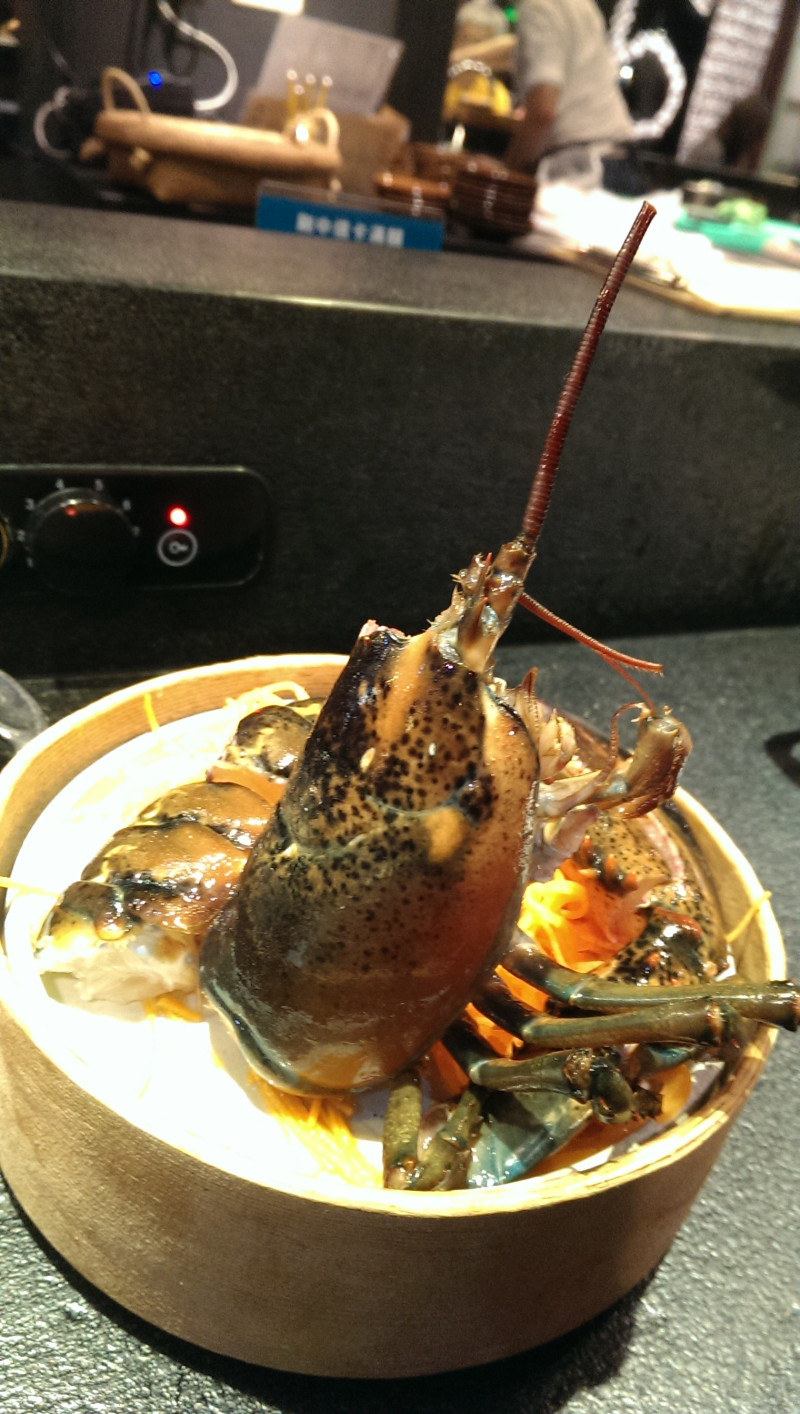 [台北]東區-齊民216市集，免費的龍蝦火鍋+東區粉圓(令人滿足的一餐)