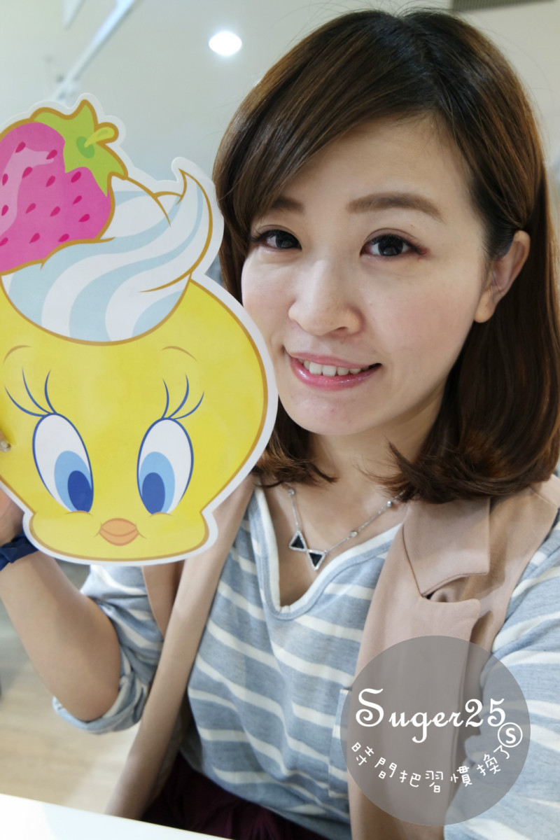 [美食]可愛翻了!!//Dazzling Cafe☆honey toast 蜜糖土司//Dazzling x Sweety Tweety，可愛的Tweety陪我下午茶!- A11館