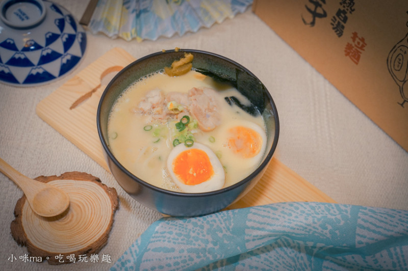 台北外帶美食 ▏吳留手串燒居酒屋 雞濃熟白湯柚子胡椒拉麵冷凍包強勢登場。10分鐘變出一碗道地日式拉麵 在家吃拉麵一點都不難。宅配美食/東區美食