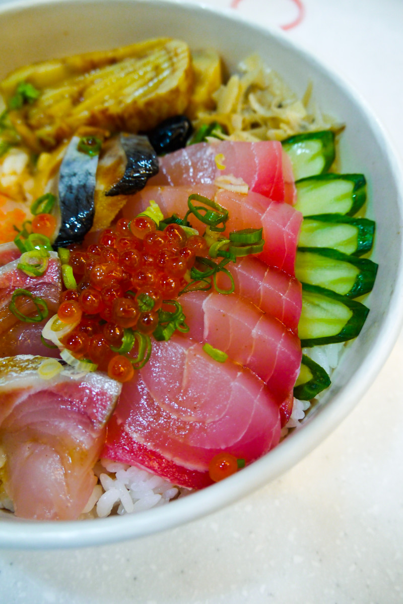 台中北區-箱町壽司西屯店 只要200元的無敵海鮮蓋飯!!