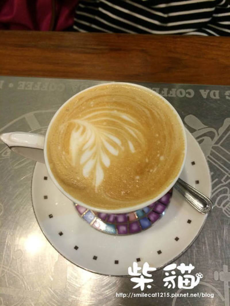 【台北】懷舊的老味道:::柴貓IN蜂大咖啡
