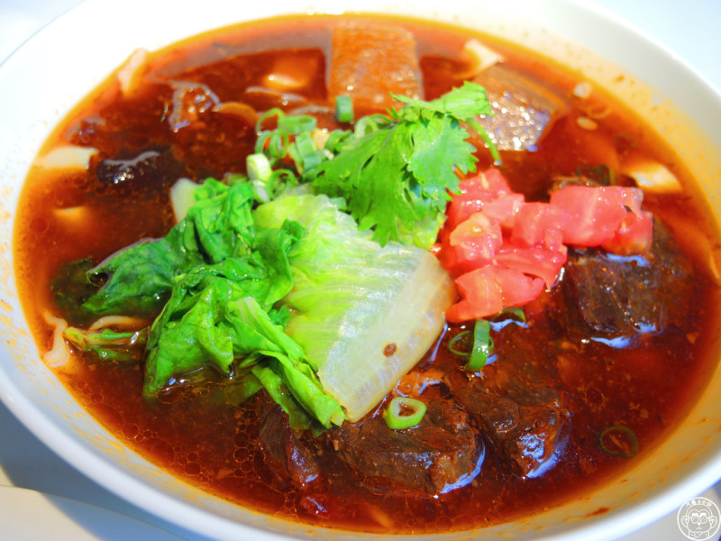 呷飽祙【台北松山･18 CAFÉ】咖啡廳賣牛肉麵