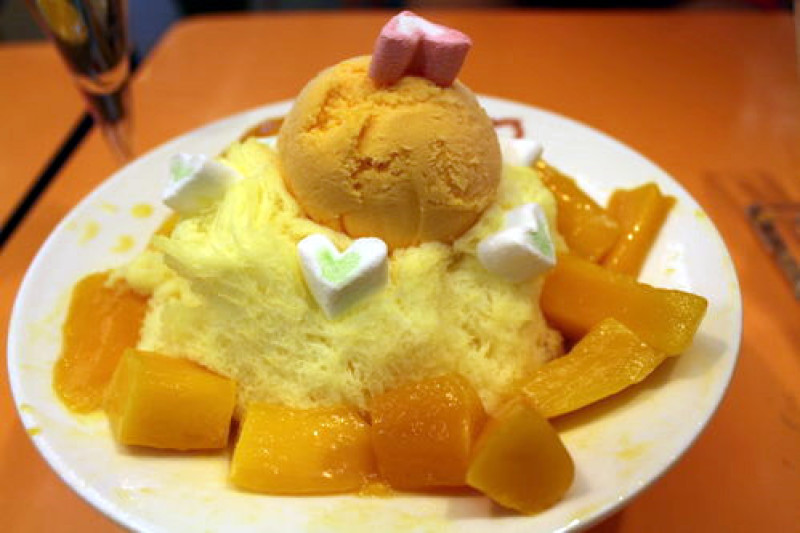 Mango!! Mango !!妮也來林來瘋囉!!!【台北東區好吃芒果冰-芒果恰恰】光復總店