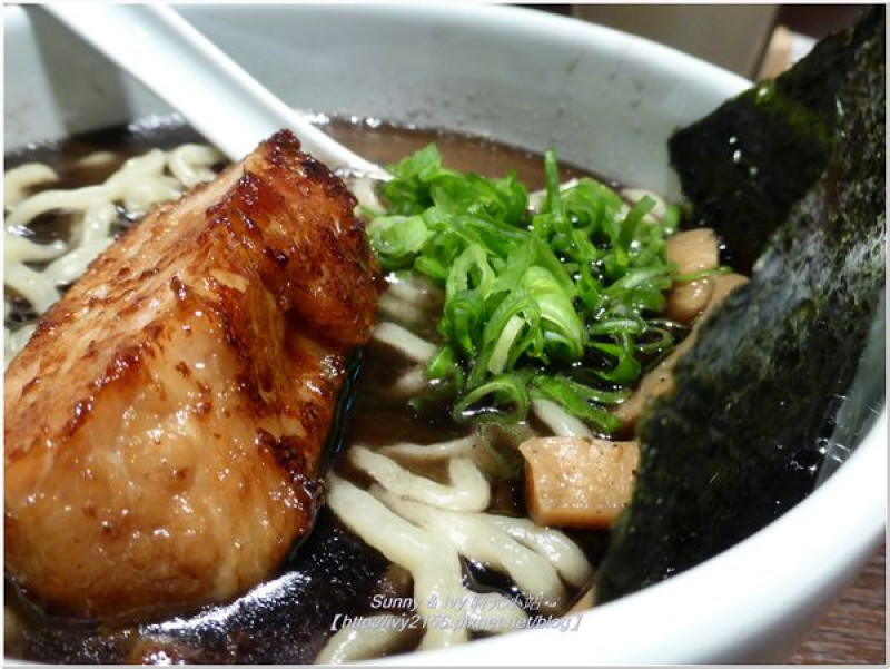 【台北大安食記】麵屋武藏 - 虎嘯。超豪氣的叉燒肉