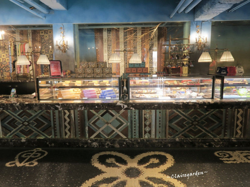 [玩/台中] 四信合作社~宮原眼科姊妹作。相機拍不停，金庫果然走奢華風