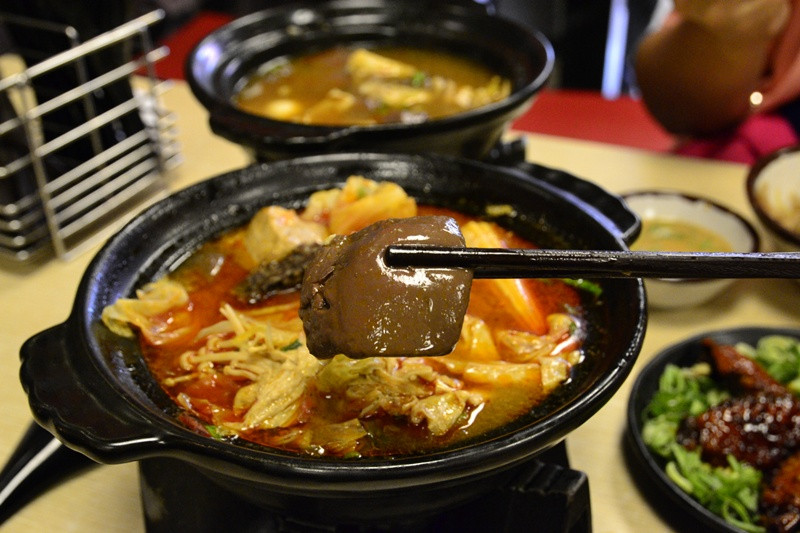 鍋物料理的季節.平價好味的饗宴!!台中-那個鍋(東海店)