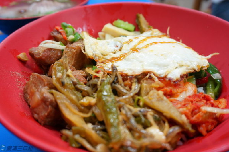 【食記】新竹湖口_老五鹹粥@感受老街的歷史 享受銅板美食的好味道