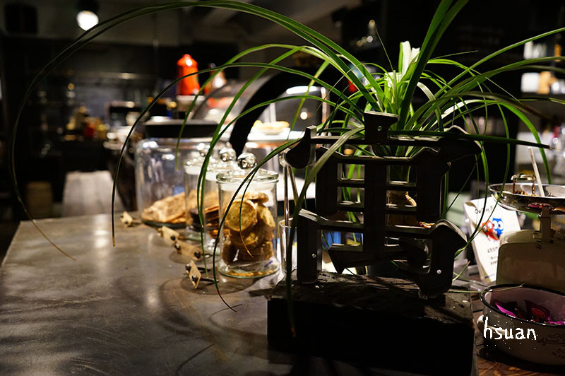 台北松山。民生工寓