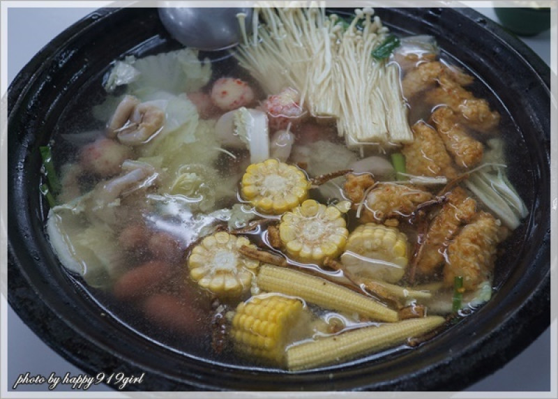 [台北]石頭火鍋人氣夯店 想吃什麼自己拿★松江自助火鍋城