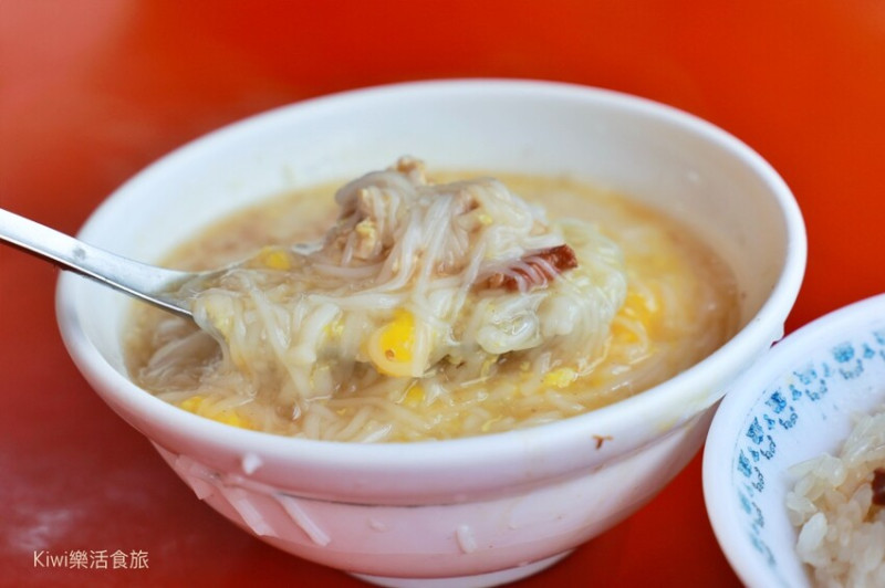 北港美食老等油飯麵線糊｜雲林北港麵線糊、北港銅板小吃推薦朝天宮周邊美食