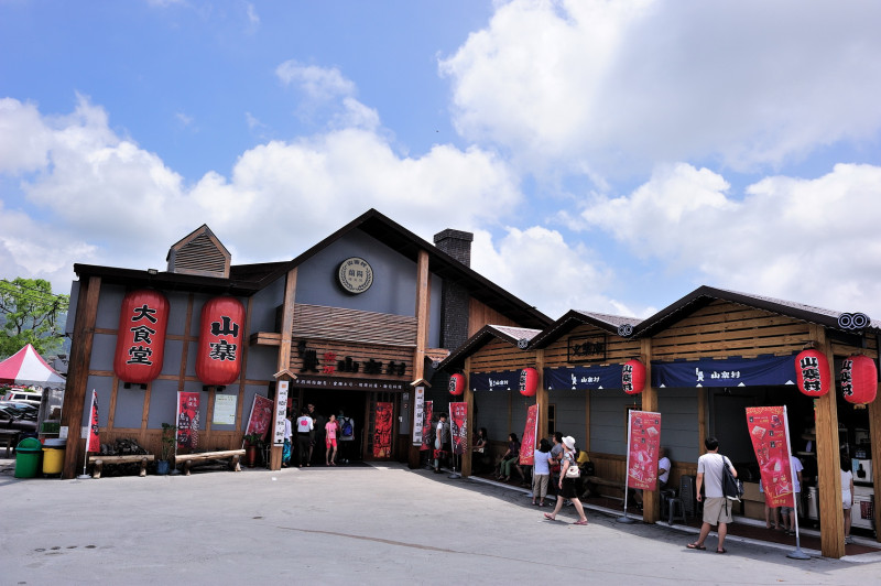 宜蘭【窯烤山寨村】宜蘭也有妖怪村？？大家去過南投妖怪村嗎？