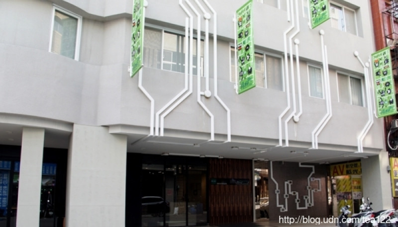 獨創以電路板圖做室內設計的商旅--綠柳町文旅