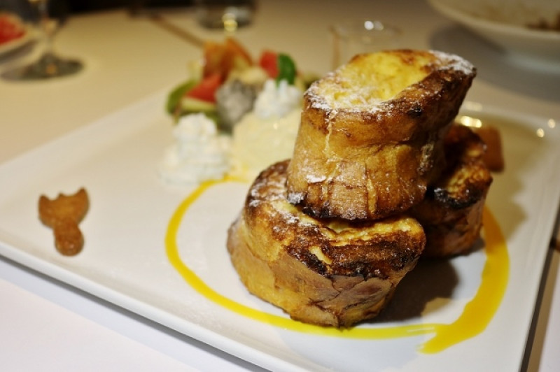 【台北美食】Café à la mode-『中山站』下午茶推薦．超美味布丁吐司