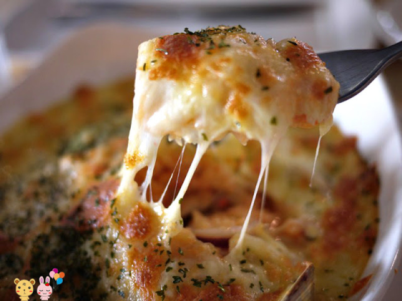 
【金山找咖啡】韓式泡菜海鮮焗飯
