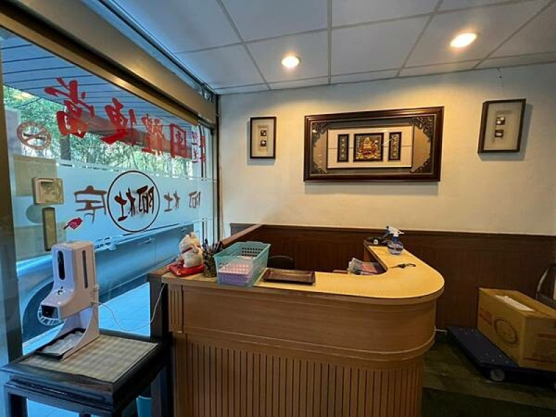 ＋（善導寺便當）阿杜廚房～學生大推便宜便當！不用一百就能吃爽爽～生意超級好餐期總是大排長龍～我最愛吃椒麻雞！阿杜廚房菜單