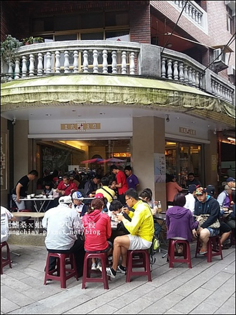 ［新北石碇］初訪石碇老街：王氏豆腐．手工傳承好味        
      