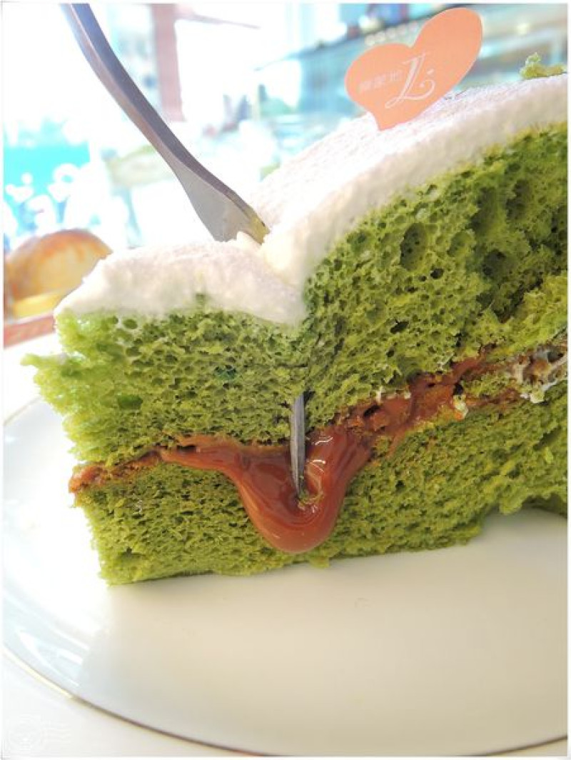 【星羽是吃貨-台中】精選原料用心製作好甜點，口味濃郁香醇不甜膩，和親朋好友一起來個甜點趴吧!~ Liamande樂蒙地。