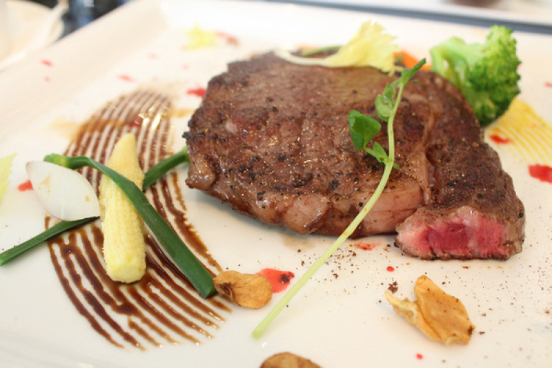 【試吃體驗】台北/大安  全台唯一無視覺餐廳!!!【Krestaurant國王餐廳】