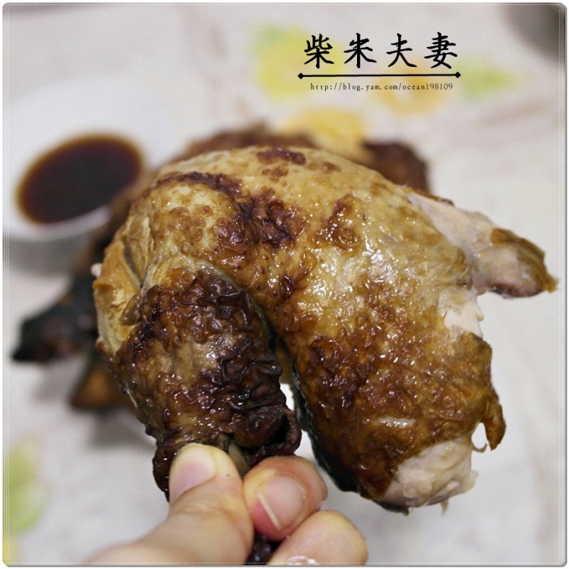 柴米夫妻-鮮嫩的山東燒雞和酸辣開胃的泰式打拋豬