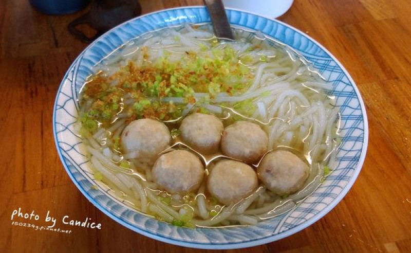 [食記/宜蘭]阿添魚丸米粉 九十年老店 早起的鳥兒吃米粉 在地人美食