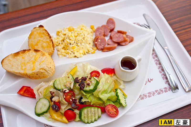 [食記] 高雄。前鎮區 巴巴咖啡、輕食、鍋物(BaBa Coffee Room) 