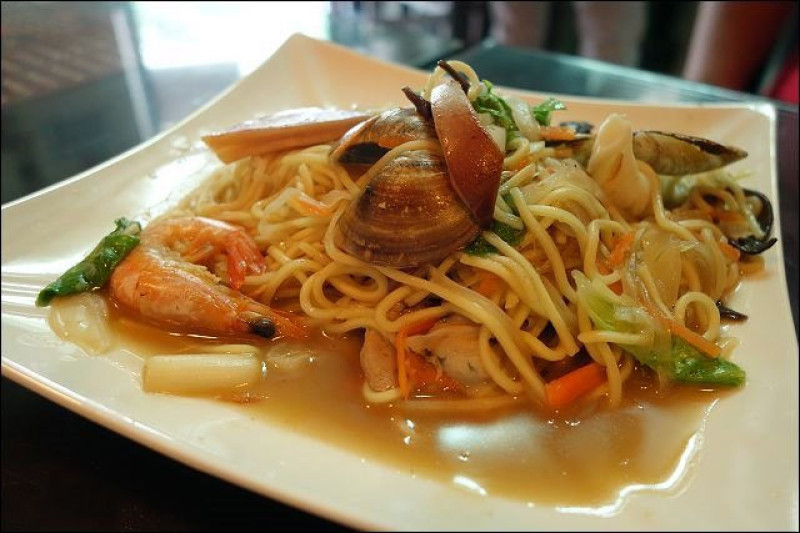 《捷運板南線/龍山寺站美食》艋舺阿龍炒飯炒麵專門店~萬華排隊美食．全台十大好吃炒飯 