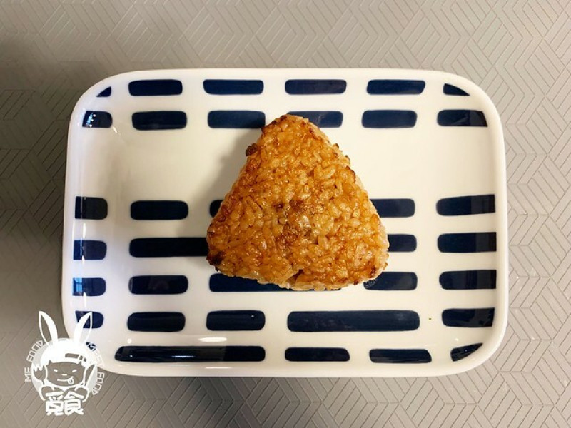 【和食】全家 蒲燒鰻魚烤飯糰 / 玉子鰻魚飯便當 鰻魚系列雙開箱又來啦！