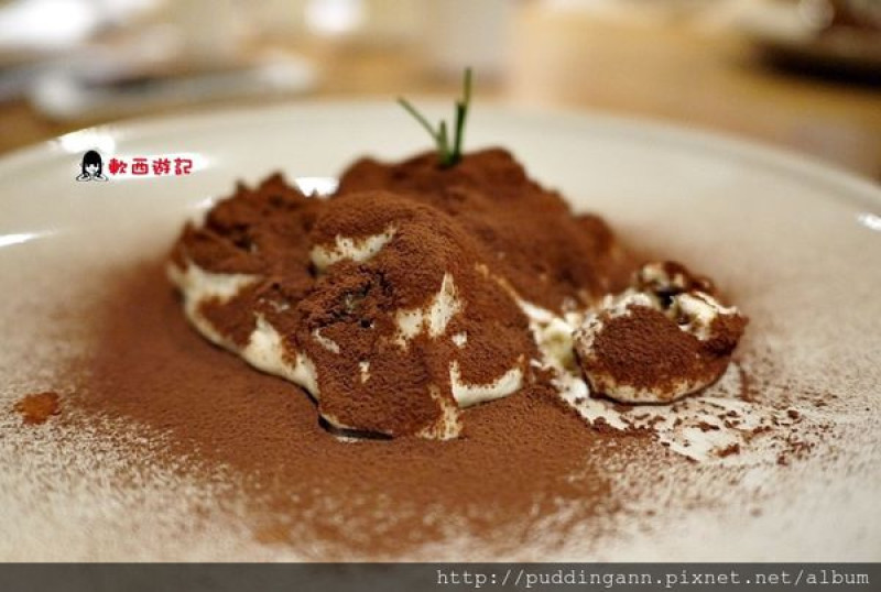 [食記]台北東門站 Ms. Bubble Cafe(3號店) 態度極差的服務生 訂位人數限10位 不會再訪的差勁店家 永康街餐廳/台北餐廳/東門餐廳