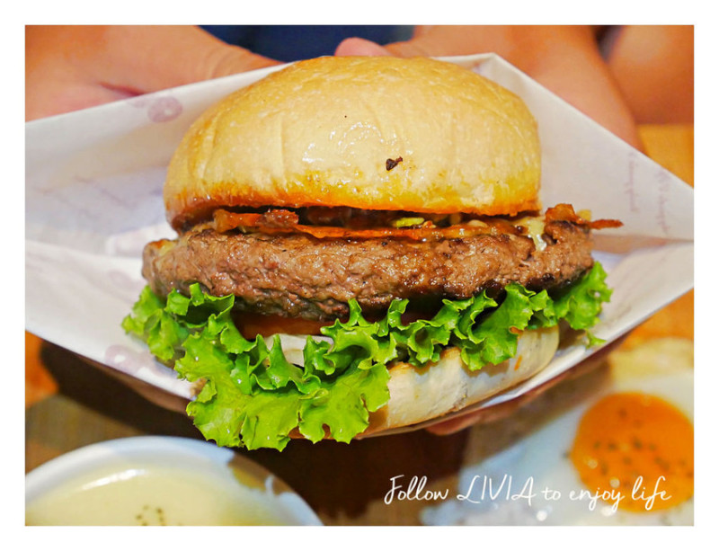 美食餐廳║新北板橋區 小廚房kitchenette CAFE 正隆廣場早午餐/板橋早午餐/巷弄美食 ❤跟著Livia享受人生❤