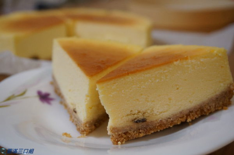 【初體驗】大龍家風味蛋糕店_經典索特＆重乳酪＠感受鹹蛋糕的濃綿情意 重乳酪的濃郁不膩