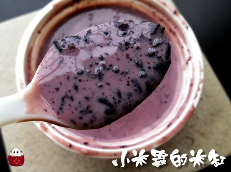 【捷運中山國小站｜晴光市場】双妹嘜養生甜品-古法研磨芝麻糊、紅豆黑糯米