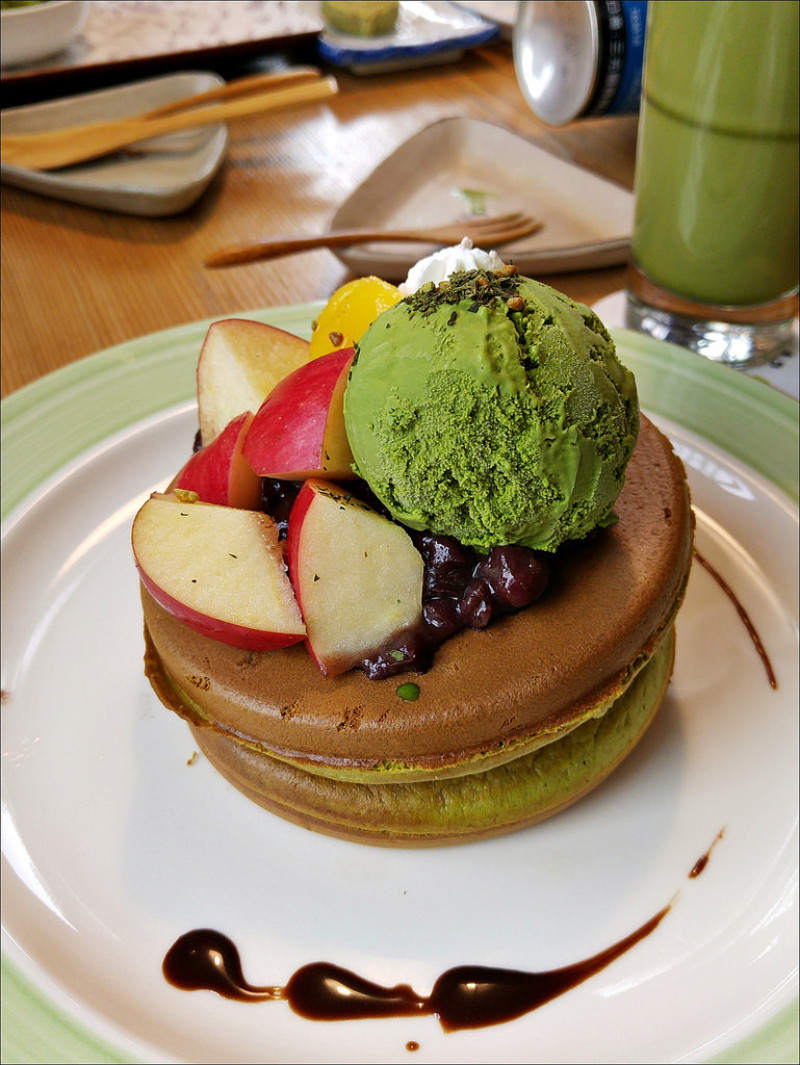 [台中] 初綠So LO MO日式抹茶餐廳 中醫商圈下午茶二訪吃下午茶抹茶鬆餅銅鑼燒 冰淇淋有好吃