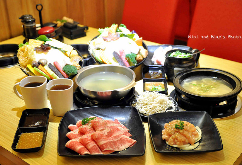 【台中火鍋推薦】養鍋石頭火鍋涮涮鍋，青海路逢甲商圈高CP值小火鍋店，多種特殊丸子讓人驚豔!寵物友善餐廳，店狗波比駐店服務