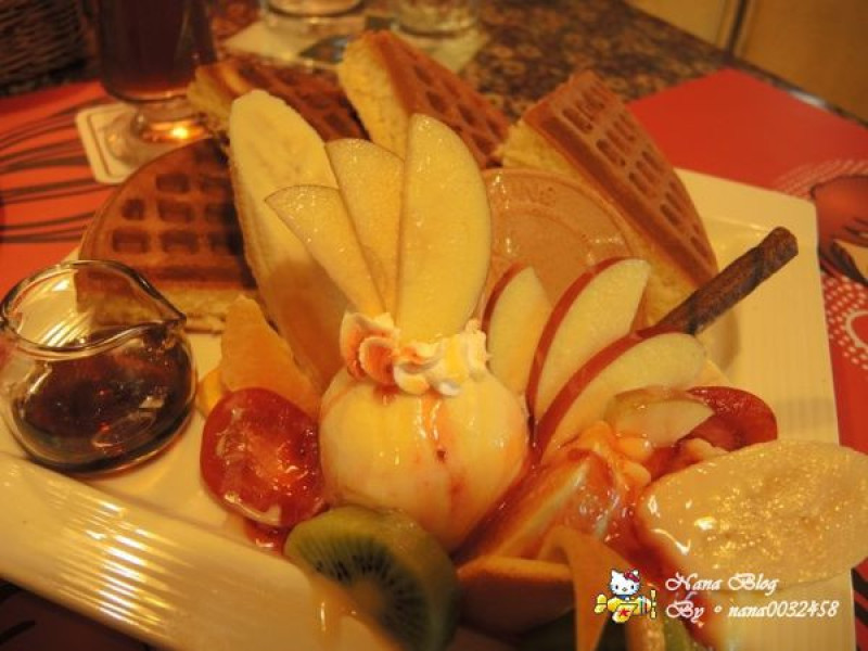 夢幻鬆餅下午茶時光❤員林COCO鬆餅屋