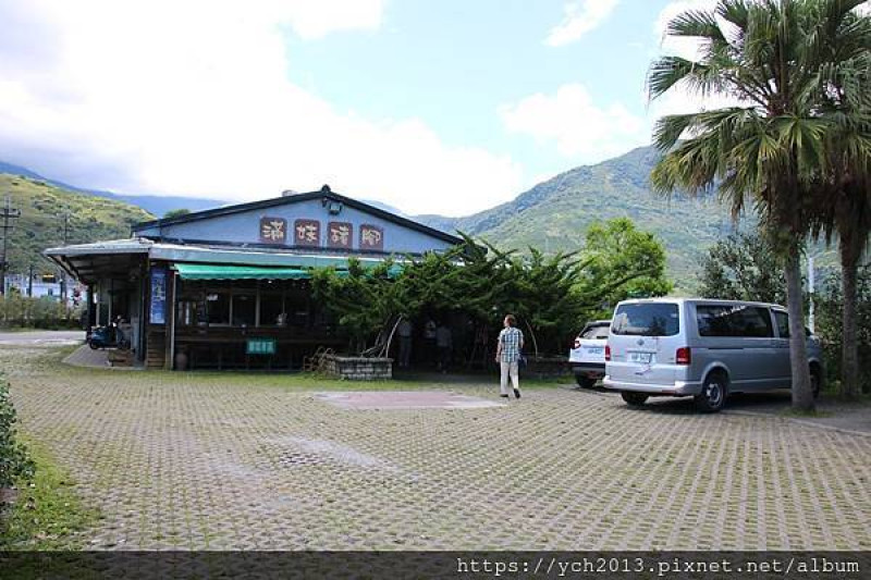 花蓮鳳林美食〈滿妹豬腳〉／山林渡台灣檜木工作室