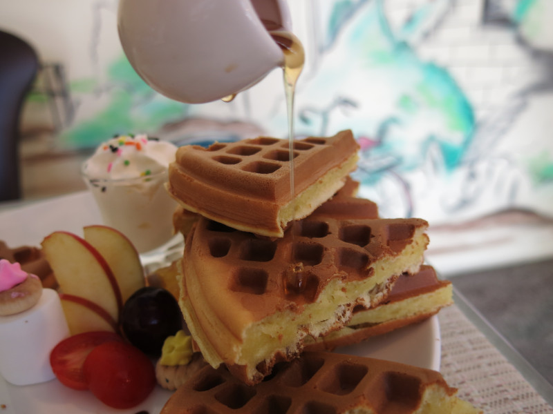 【彰化員林】下午茶好去處充滿彩繪眷村的咖啡廳❤上成咖啡