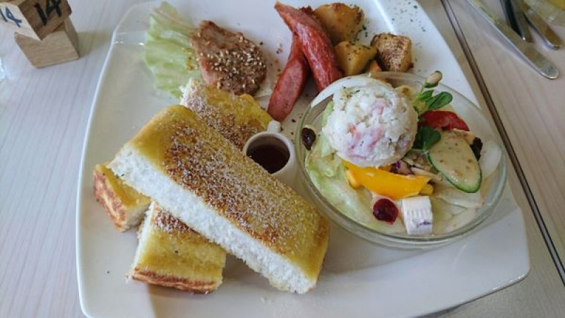 【台中】豐原市場巷內的寧靜早午餐 『日安87-9』