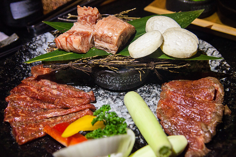 |食|高雄左營 頂級的和牛燒肉 MIST 迷霧燒肉