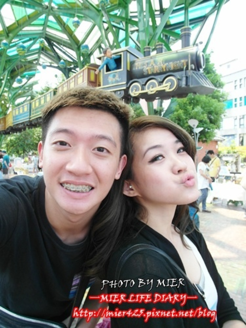 【宜蘭景點】 宜蘭火車站 幾米主題廣場 飛天火車 丟丟噹森林