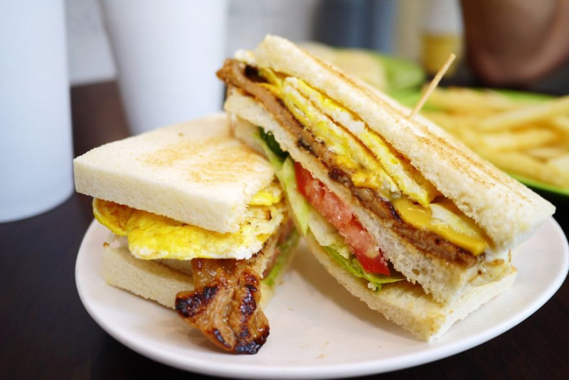 【新北】永和 碳之家 碳烤三明治·碳烤貝果好好吃 四號公園旁平價早餐店♥♥♥