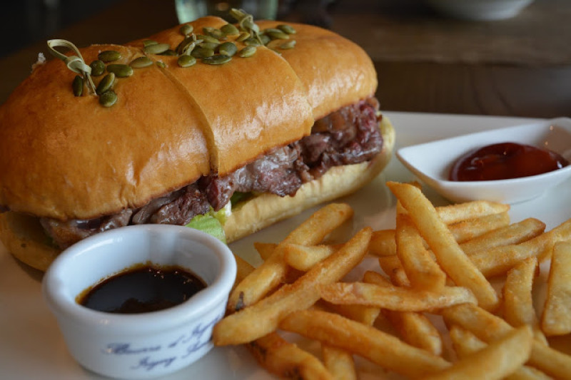 [食記] 北投麗禧溫泉酒店 。水岸茶屋。周末輕午餐!