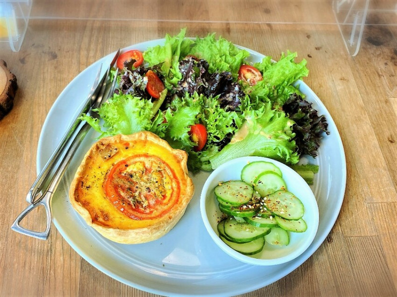 【台中 咖啡館】HAUSINC CAFE，在城市裡的咖啡館與一杯手沖冰咖啡相遇