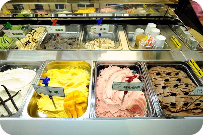 【礁溪冰品】Bambino義式冰淇淋。大學生一直在FB 上喊 "讚" 的 Bambino～