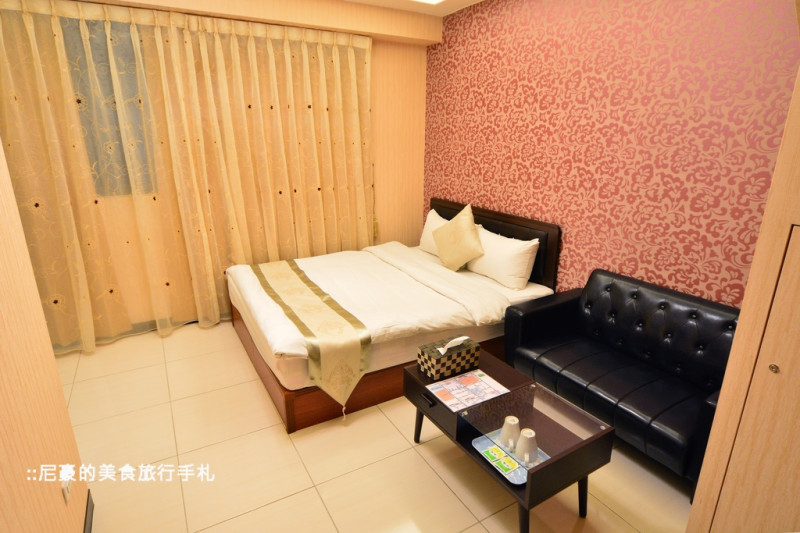 [台中北區] 益民一中商圈 Q摩登商務會館 PS3、Wii任你玩 平價超值住宿含房價價格