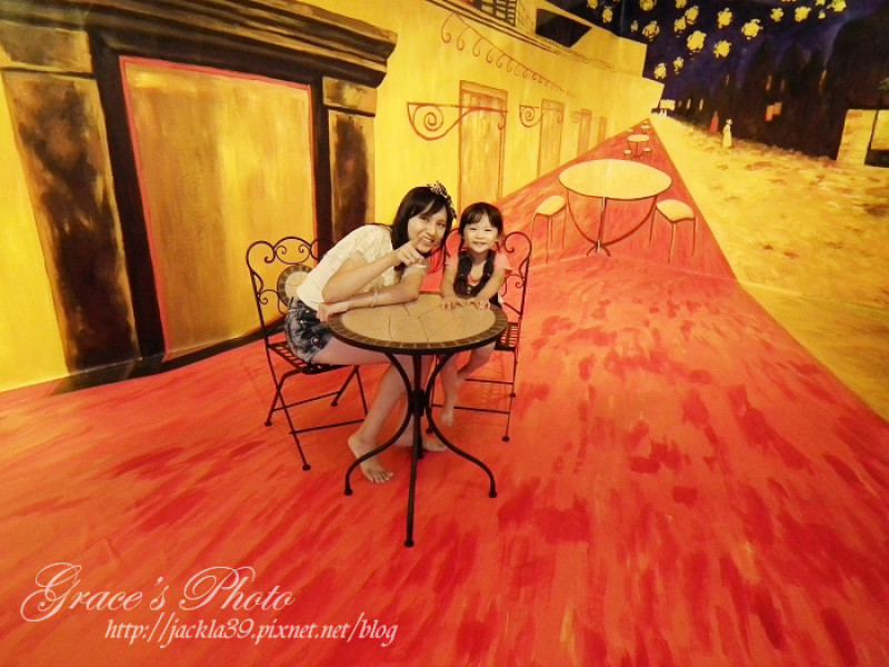 【三重】好吃又好玩的3D奇幻藝術畫展，居然是在賣...天得鳳梨酥？！