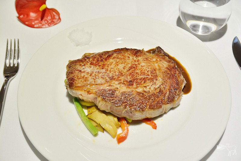 B-Cape Steakhouse 黑角牛排館