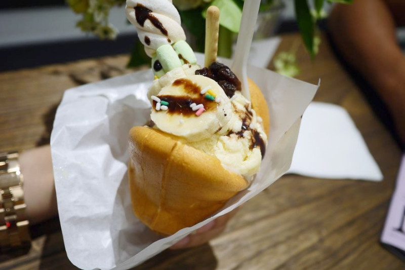 【台北】信義 甜蜜王國 ATT 4 FUN新開幕夢幻甜點主題樂園‧Humpty Dumpty韓國鯛魚燒聖代、馬卡龍冰淇淋(偷渡GU阪急店)♥