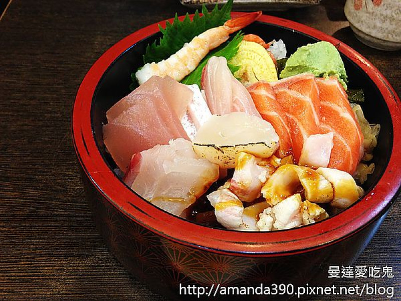 【台南食記】人多多三采壽司館 ● 平價新鮮散壽司 必點！！ ❤❤